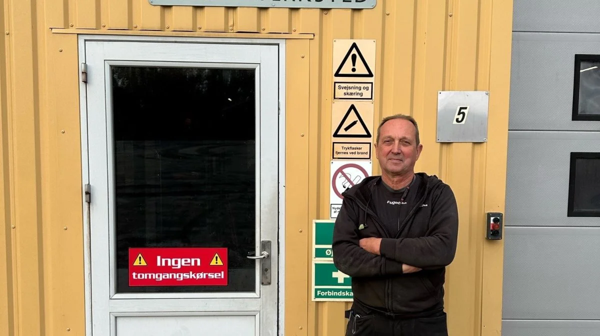 Værkstedsleder Klaus Nielsen fra Fugato AS glæder sig til at skulle servicere Deutz-fahr traktorer og Sany-gravemaskiner på Bornholm.