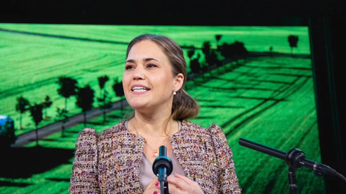 Konkurrenceevne kommer til at være overligger for al politik, vi kommer til at lave i EU de kommende år, lød det fra Marie Bjerre (V) på talerstolen i Herning Kongrescenter. Foto: Morten Ipsen