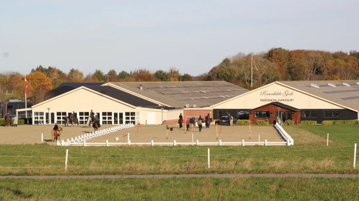 Drengene modtager på camps undervisning i enten spring, dressur eller ponygames. Der er lavet tre-årig aftale om afholdes af camps med Middelfart Ridecenter.