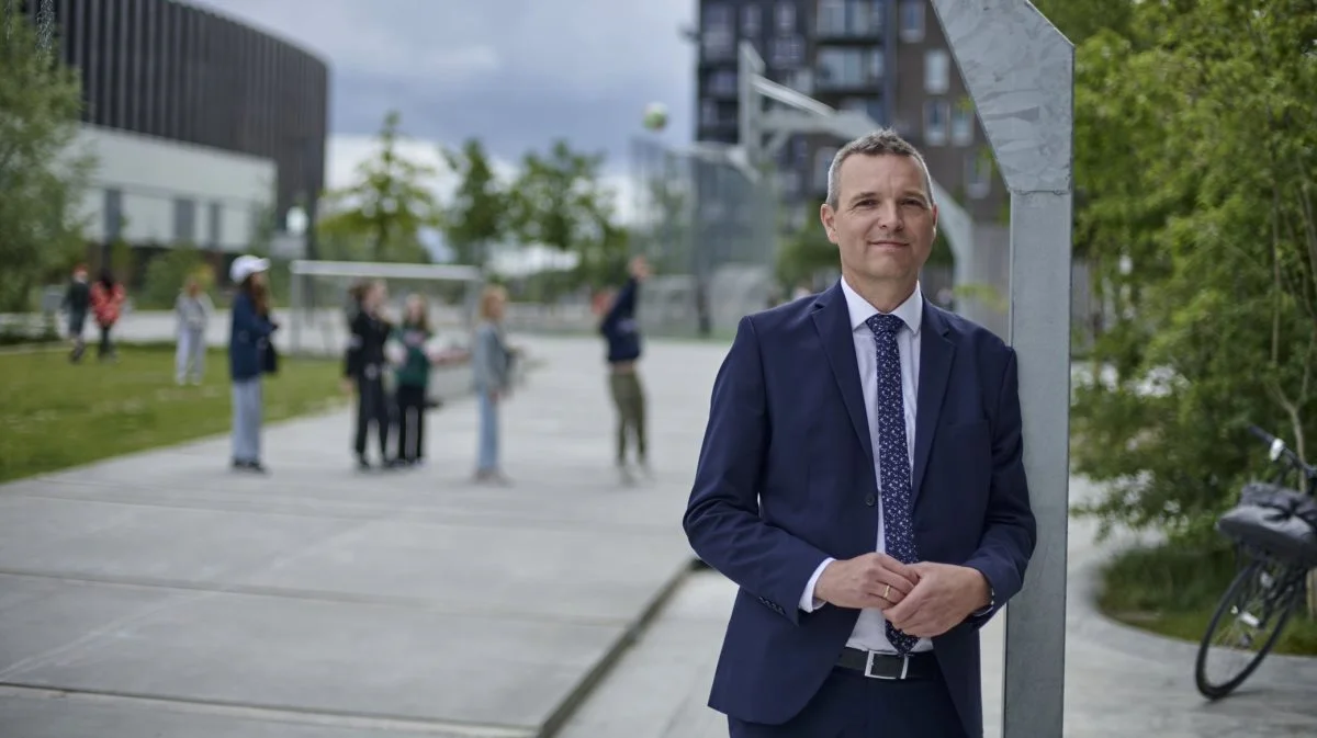 Københavns børne- og ungeborgmester Jakob Næsager (K) overvejer, om kommunen skal til at stille større krav til de økologiske producenter for at nedbringe kommunens klimabelastning. Foto: Heine Pedersen