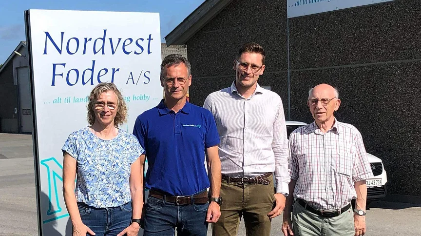 Alle tre generationer af Nordvest Foder. Fra venstre: Rasmus Tofts mor, hans onkel, Rasmus Toft, og til sidst Rasmus Tofts morfar. Pressefoto