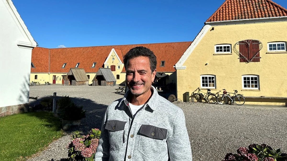 - Jeg er drevet af en god udfordring og elsker at studere det, der virkelig interesserer mig, og det gør vin, fortæller Jacob Bruun-Jensen. Foto: Gitte Korsgaard, TV-Kalundborg.dk