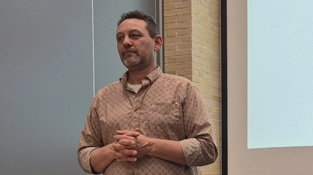 Formand for Fyns Kødkvæg Klaus Brems afholdt sin beretning og kom blandt andet ind på, at det er et ønske, at der nedsættes et udvalg, der skal arbejde for udviklingen af kødkvægsudstillingen på Det Fynske Dyrskue.
