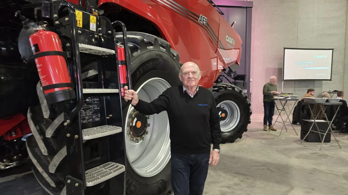 William Mikkelsen, der er pensioneret sælger, holdt indlæg om Axial Flow-mejetærskeres udvikling i Danmark.