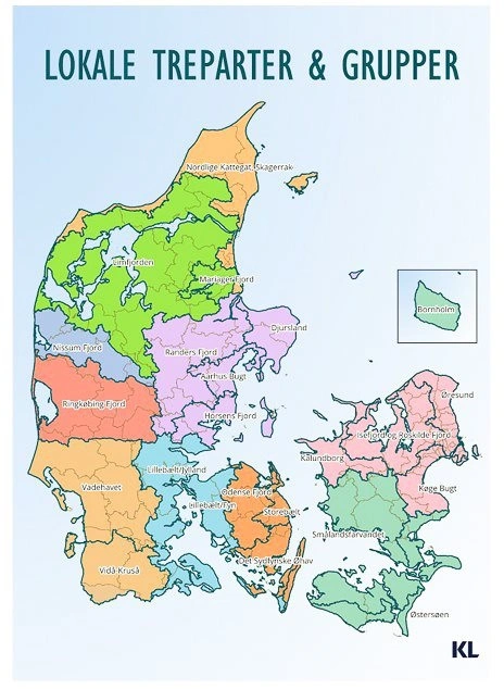 Der er 23 lokale treparter i Danmark, og de skal i løbet af 2025 lave planer for udtagning af landbrugsjord, samt en sænkning af kvælstofudledningen på over 13000 ton kvælstof. Kilde: Kommunernes Landsforening