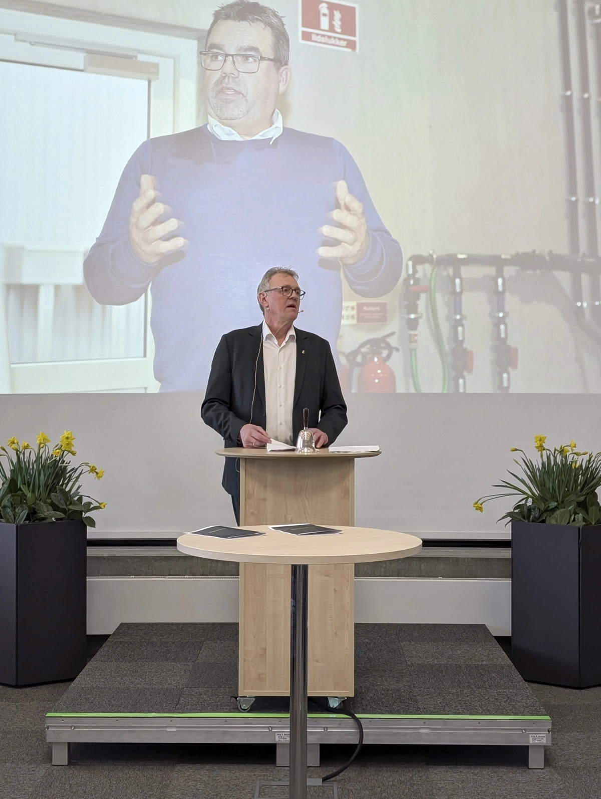 - Venstre får en stærk mand med stor viden og energi, lød det fra afløseren på formandsposten i L&F Centrovice, Lars Iversen.