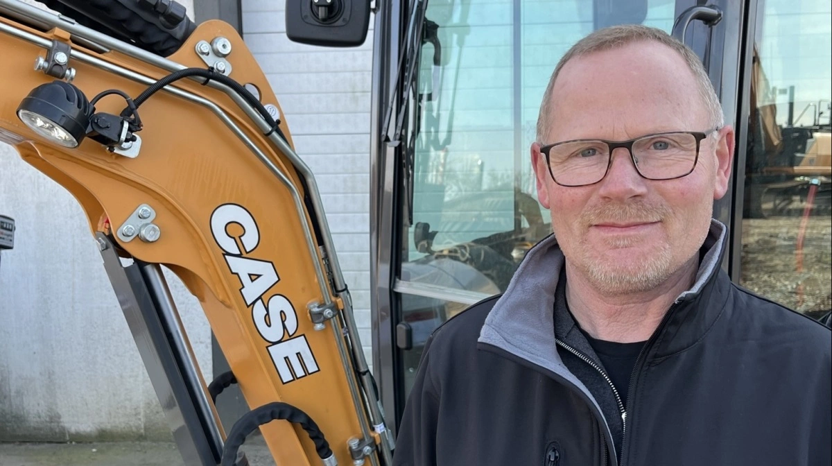 Glenn Egelund Nielsen, salgskonsulent og ansvarlig for entreprenørmaskinerne hos Danish Agro Machinery i Ringe.