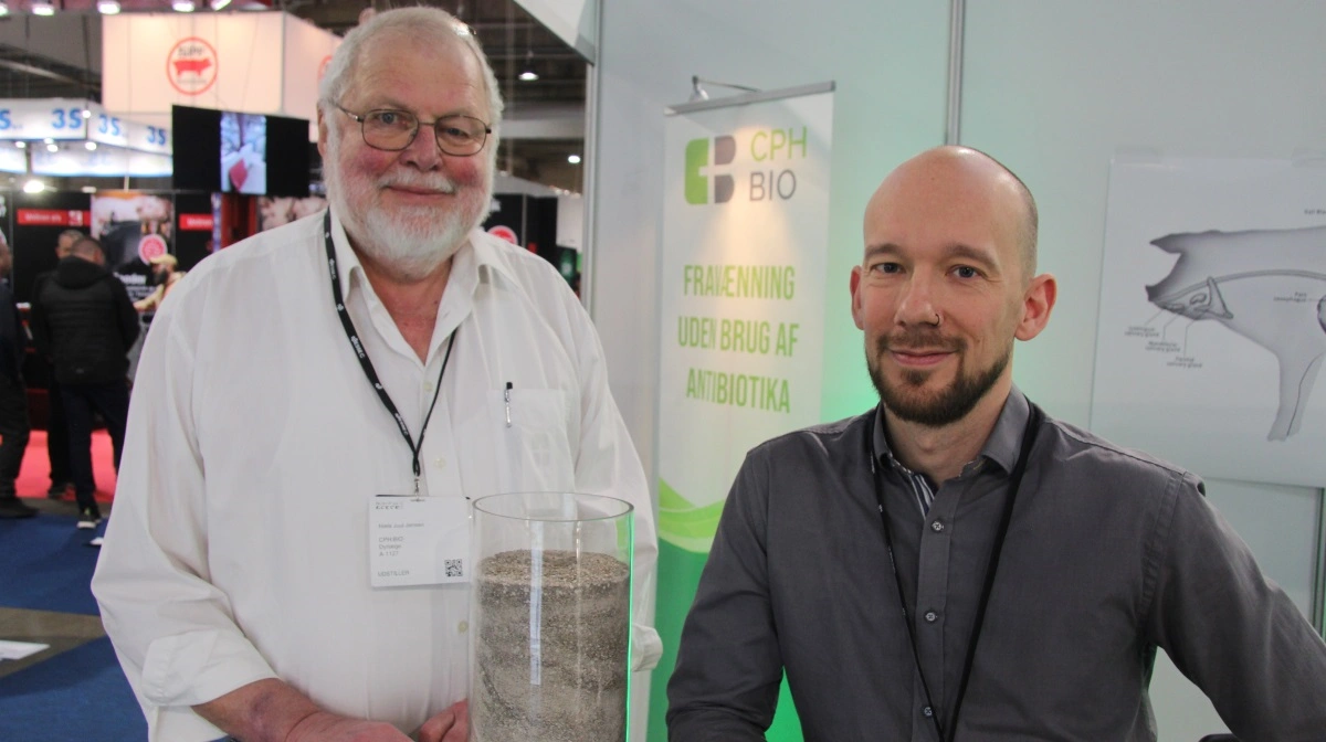 Direktør Phillip Kaaber og dyrlæge Niels Juul Jensen, Cph Bio, står for salg af fiberprodukter til smågrise, der forebygger fravænningsdiarre. Arkivfoto: Anne Wolfenberg