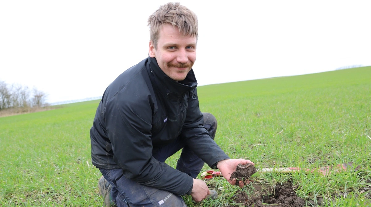 Rene Vestergaard, Salling Agro, er vært for Åben Pløjefri Mark onsdag den 14. maj i samarbejde med FRDK og Fjordland. Foto: FRDK