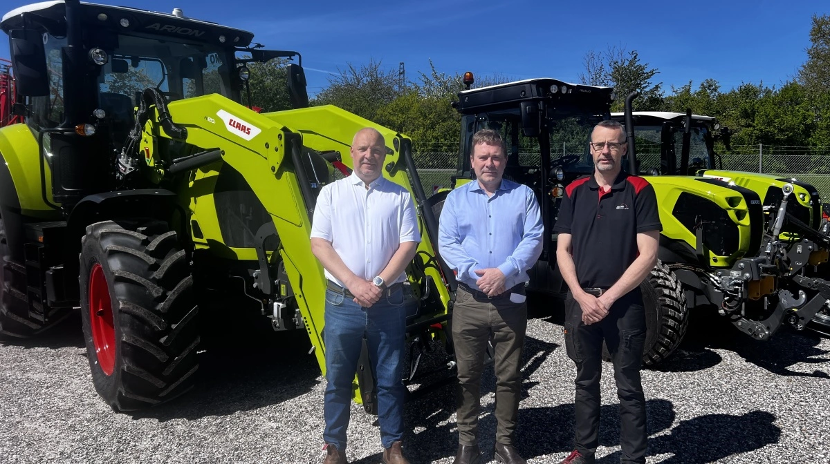 På billedet ses, fra venstre, Martin Andersen, Jørlunde Maskinforretning, Dann Nielsen, Danish Agro Machinery og Allan Asmussen, Jørlunde Maskinforretning. Pressefoto