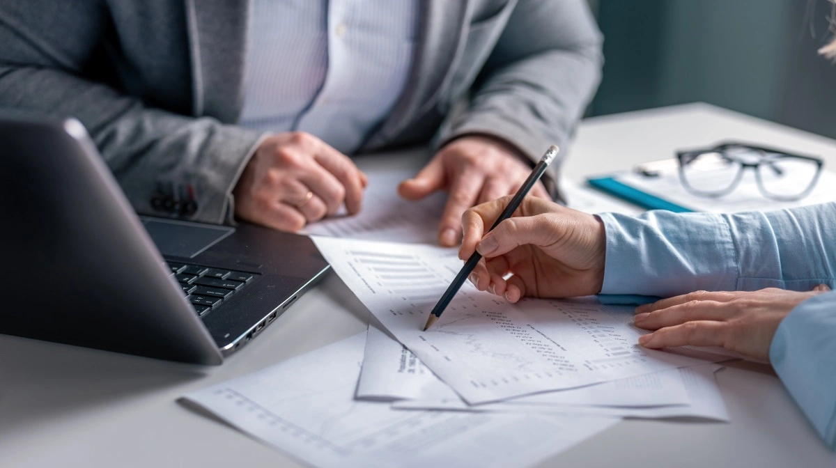 I et marked med faldende renter og stigende konkurrence er grundig finansiel dokumentation blevet et afgørende forhandlingsværktøj. Foto: Colourbox