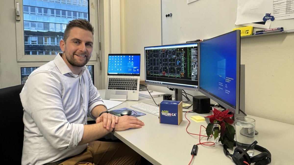 Timo Zipf er projektleder for Agritechnica 2025 hos DLG og har stået i spidsen for planlægningen af verdens største udstilling for landbrugsteknologi. Med mere end 2.700 udstillere fra over 50 lande og et nyt koncept med syv temadage forventer han sammen med resten af DLG-teamet at tiltrække op mod 430.000 besøgende til Hannover i november. Foto: Per Jørgensen