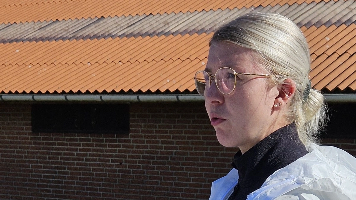 Kvægrådgiver og kalvespecialist Simone Lund Pedersen Balthzersen, Fjordland, understreger, at det er utrolig demotiverende for medarbejderen at møde ind til syge kalve i kalvestalden. - Det er meget federe at passe raske kalve, slår hun fast.