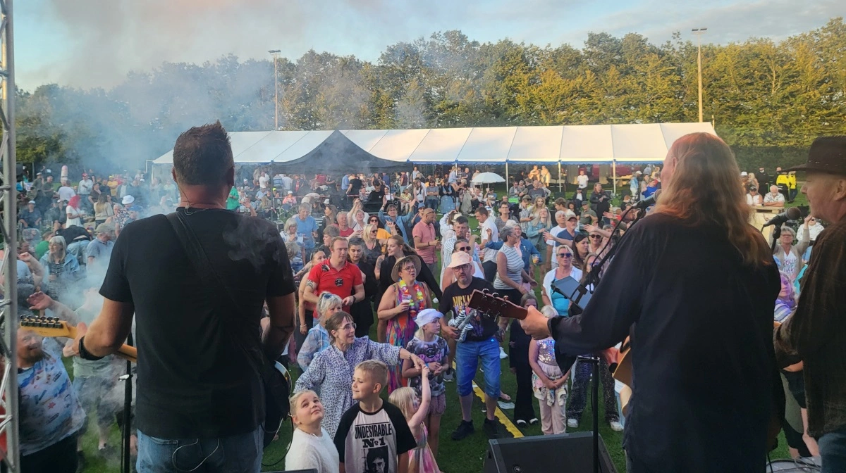 Festivalen er gratis og 100 procent frivilligt drevet. 