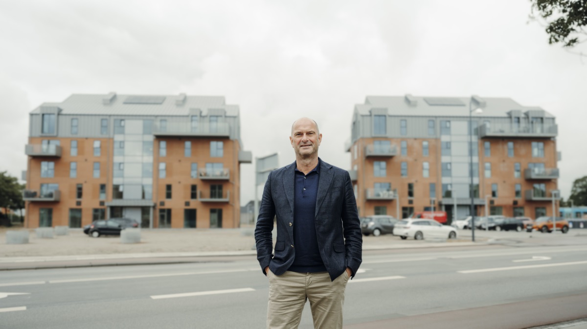 Gråkjær Holding præsenterer vi et stærkt regnskab med gode ordrer i bogen. 28 byggerier er under opførelse, og 21 projekter er afsluttet i det forgangne år. Nu får medarbejdere del i det gode overskud.
