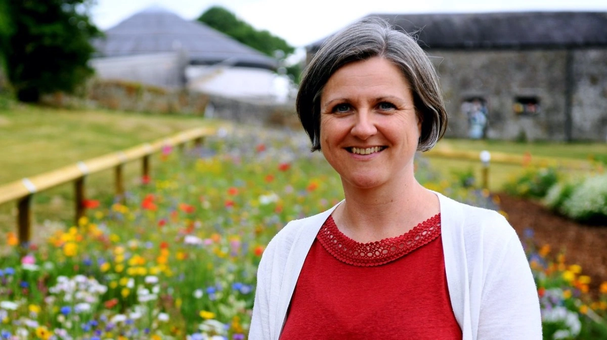 Professor og botaniker Natasha de Vere fra Statens Naturhistoriske Museum.