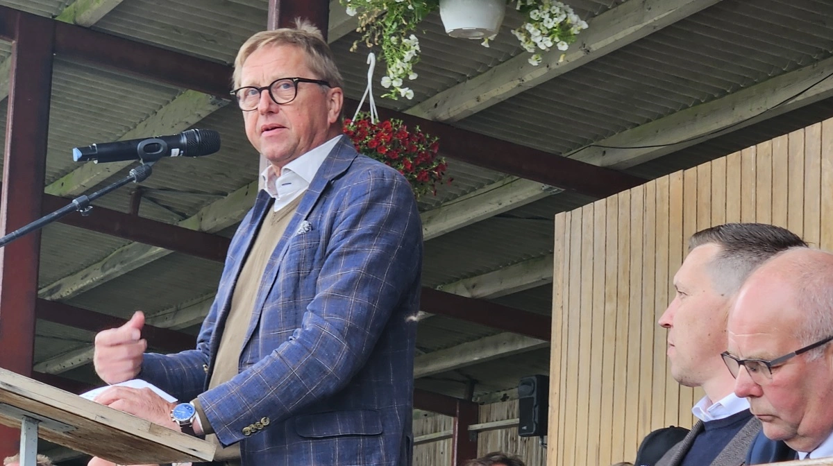 - Det er en klokkeklar prioritet, at landbruget bidrager til den grønne omstilling. Men det må ikke ske på bekostning af fødevareforsyningssikkerheden, siger Europa-parlamentariker Asger Christensen (V). Foto: Line Brusgaard