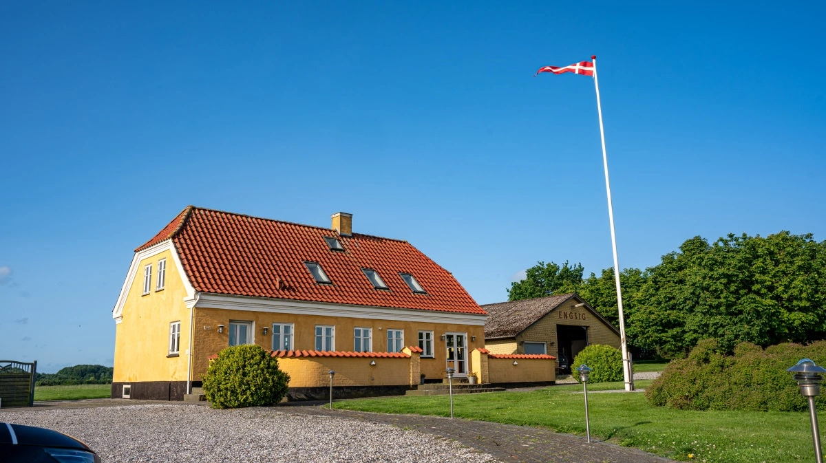 Nils Nielsen overtog ejendommen fra sine forældre for en årrække siden. Her er han født og opvokset.