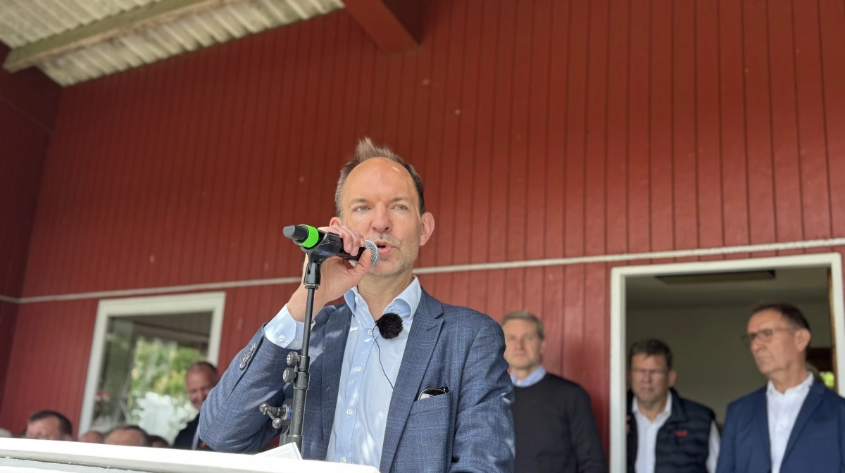 Jeppe Bruus og Trepartsministeriet får langt færre midler at rutte med frem mod 2030, skriver Ekstra Bladet. Arkivfoto