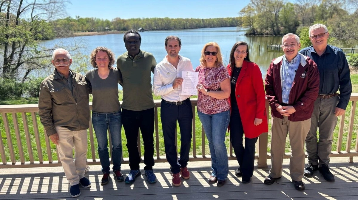 Gruppen af landmænd fra hele verden fra Global Farmer Network, der har formuleret erklæringen. Yderst til højre er det Knud Bay-Smidt. Foto: Global Farmer Network