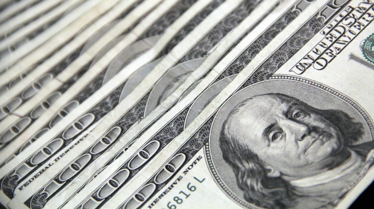 Efter brud over 50-dages snit kan dollaren være på vej mod modstandsniveauet ved 6,92 – drevet af FED og robust amerikansk vækst