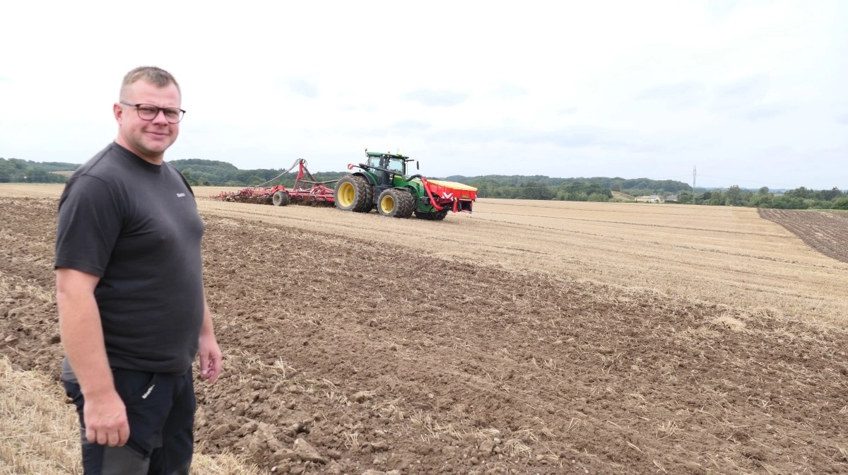 Ifølge driftsleder Martin Østerby hos fynske Opti Agro sender Väderstad Swift 870-harven i baggrunden tallerkenharven tættere på udskiftningsbænken. - Den er god for os i vækstsæsoner, hvor jorden både forår og efterår viser sig at være vådere end tidligere, siger han.