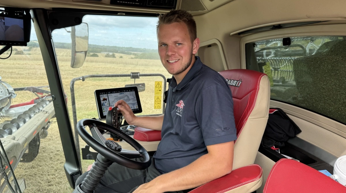 Kristoffer Dyred har siddet bag rattet i Case IH AF10, siden demoturen startede først i juli.