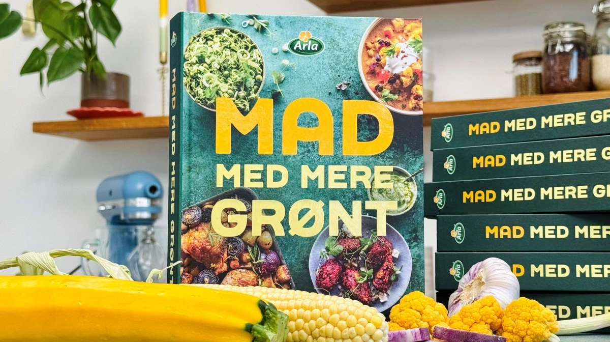 Drømmer du om at spise grønnere, men mangler inspiration til nemme og lækre måltider? Den nye kogebog fra Arla er en guide til lækre hverdagsretter, der er hurtige at lave. Fotos: Arla Foods