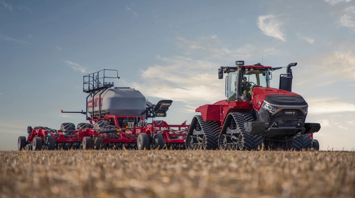 Den nye Steiger 785 Quadtrac er Case IH’s kraftigste traktor nogensinde og blev vist frem for første gang på AgQuip-messen i Australien. Med 785 hk, ny teknologi og mulighed for affjedret undervogn retter den sig mod professionelle driftsenheder med store redskaber. Foto: Case IH