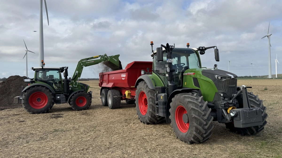 Fendt 700 Vario-serien får en mindre opdatering og bliver til Gen7.1, mens Fendt 300 Vario (til venstre) kommer i en helt ny version.