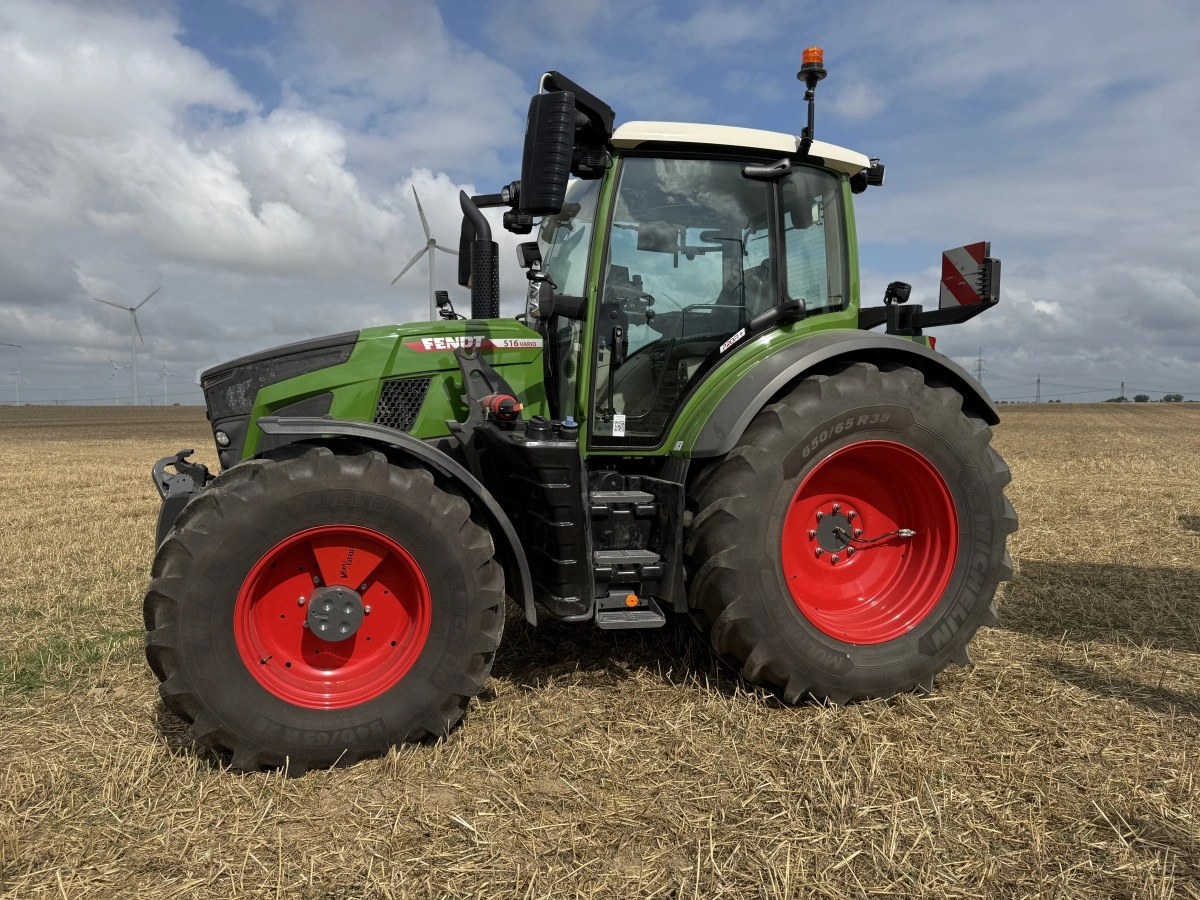 Fendt præsenterer også en helt ny 500-serie med op til 174 hestekræfter fra en helt ny fem-liters AgcoPower-motor - og har også VarioDrive samt mulighed for VarioGrip. 