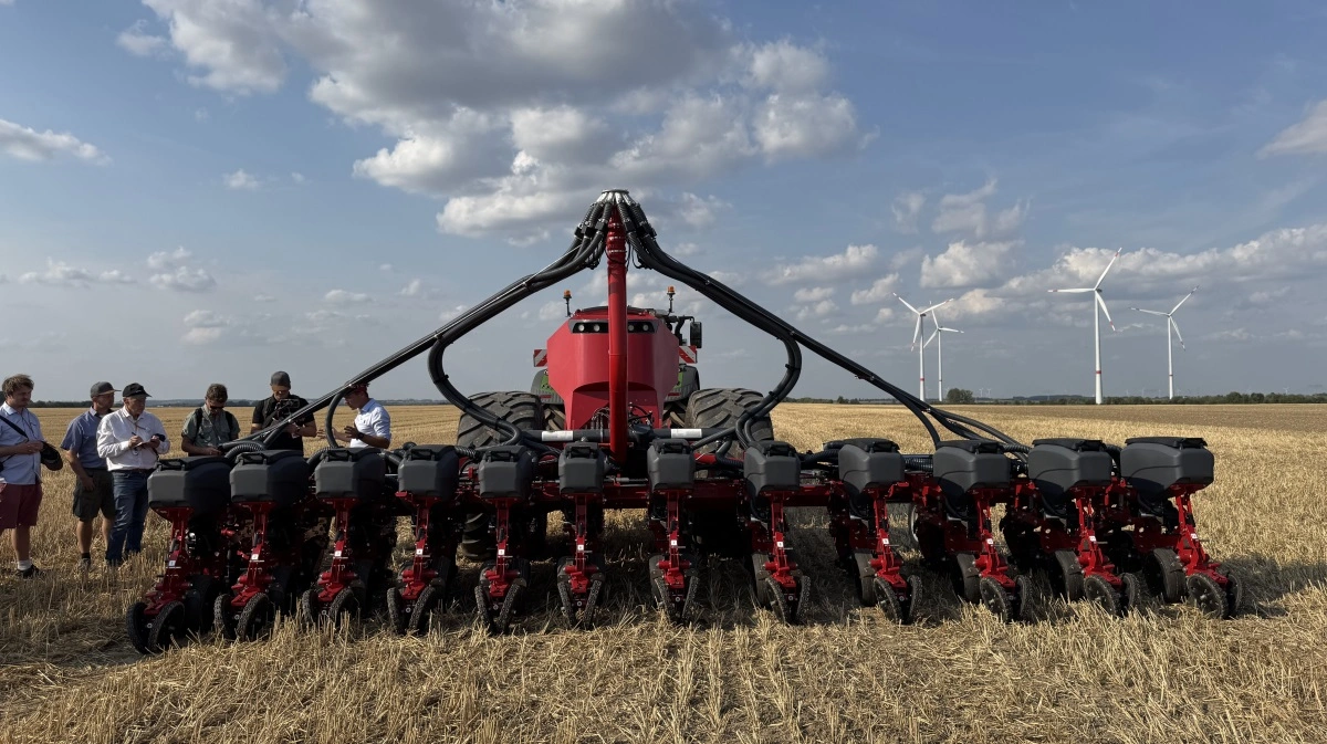 Horsch Maestro 12 TX leveres indtil videre med frøkasser på såenhederne. Fotos: Kasper Stougård 