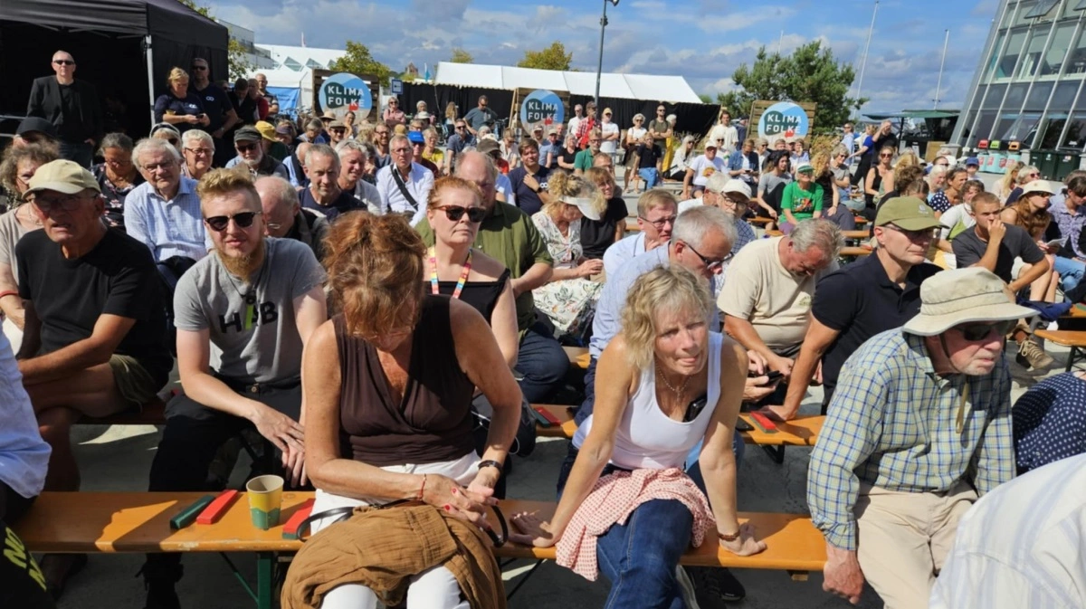 Mange valgte at bruge deres fredag til Klimafolkemødet.