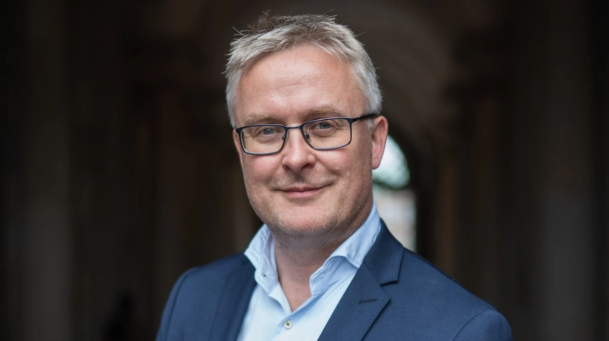 - Det giver landmænd og naturplejere nye muligheder for fleksibel afgræsning, samtidig med, at vi passer på både dyrene og naturen, siger minister for fødevarer, landbrug og fiskeri Jacob Jensen (V). Foto: Fødevareministeriet