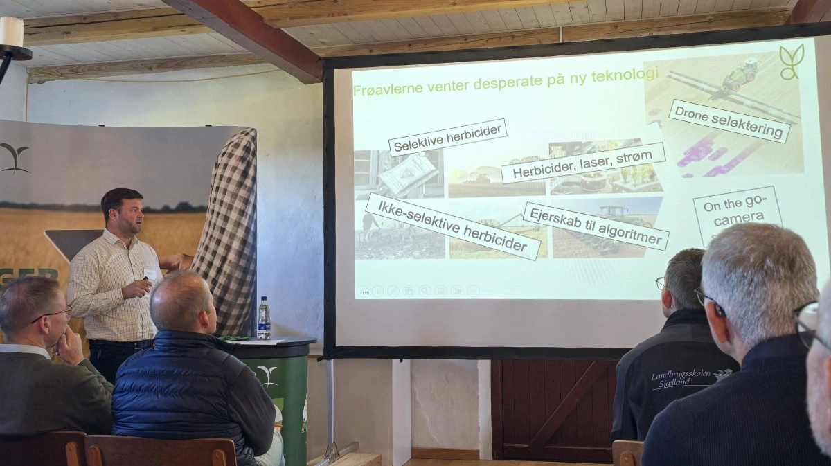 Troels Prior Larsen viser udfordringerne med fremtidens planteværn under overskriften "Frøavlerne venter desperate på ny teknologi".