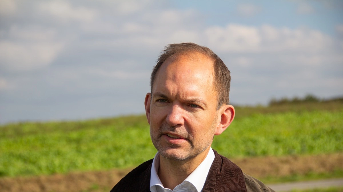 - Vi har behov for at komme et sted hen, hvor vi kan håndtere ulven, lyder det fra trepartsminister Jeppe Bruus ovenpå regeringens indrapportering til EU. Foto: Morten Ipsen