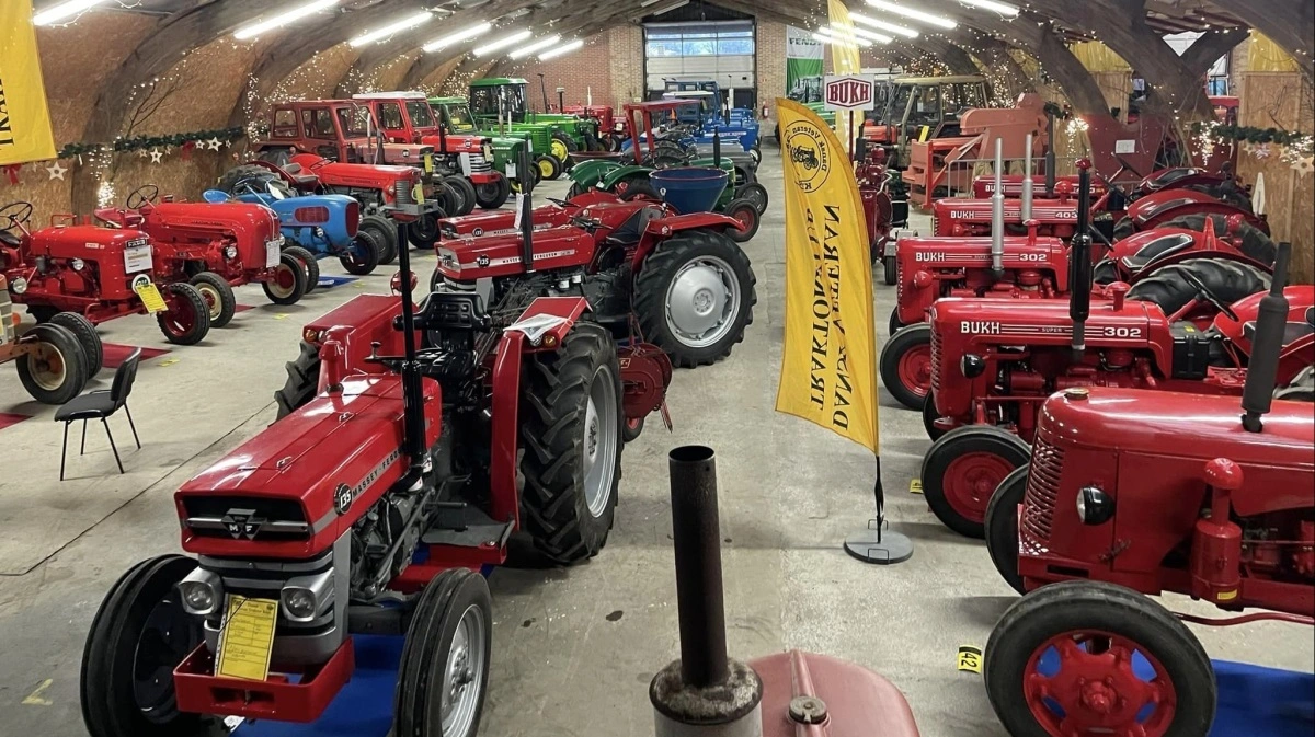 Udstillingshallen på Gram Slot fyldes i november med veterantraktorer i alle farver og størrelser – fra Bukh til Massey Ferguson. 