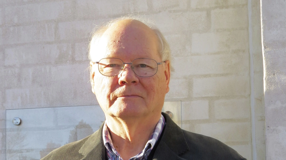 Anker Jacobsen.