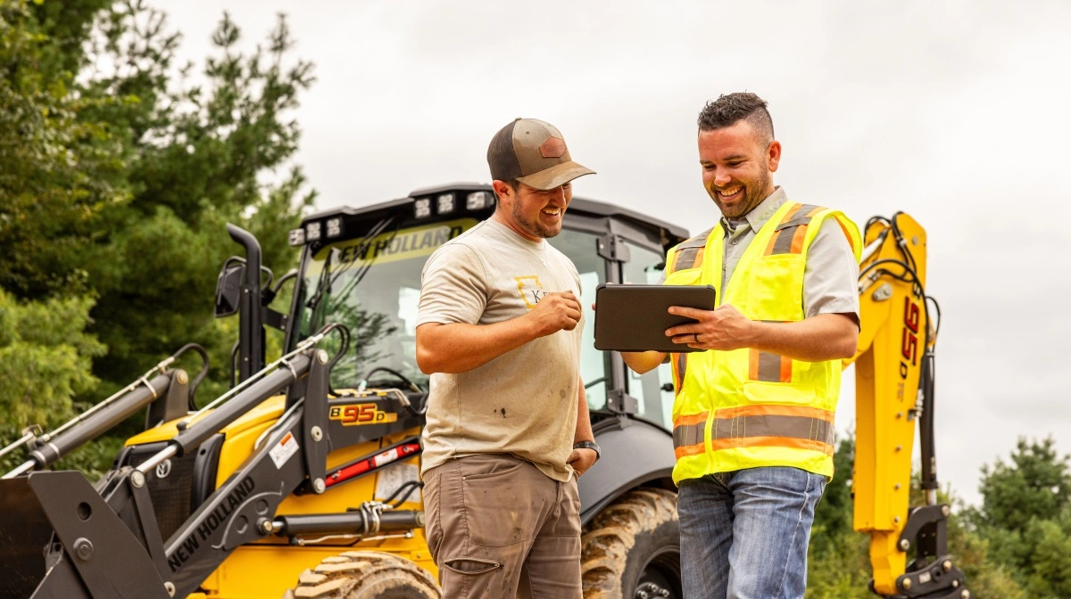 New Holland Construction lancerer myNewHollandConstruction som ny digital platform til flådestyring og maskinopkobling. Alle nye maskiner leveres telematik-klare fra modelår 2026. Foto: New Holland