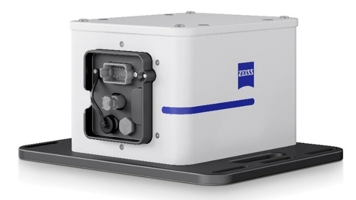 ZEISS Halos-sensoren er hjertet i NIRScan-systemet. Den analyserer gyllens næringsindhold i realtid og sender data til Samson SlurryMaster 8000, som automatisk regulerer udbringningen efter N, P og K. Pressefoto