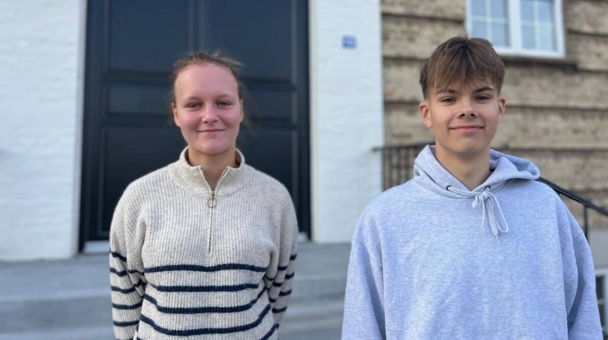 Naja Sørensen og Mikkel Wagner Laue Petersen har for nylig været i praktik på Rumohrsgaard gennem grisekorpset. Foto: Gråsten Landbrugsskole