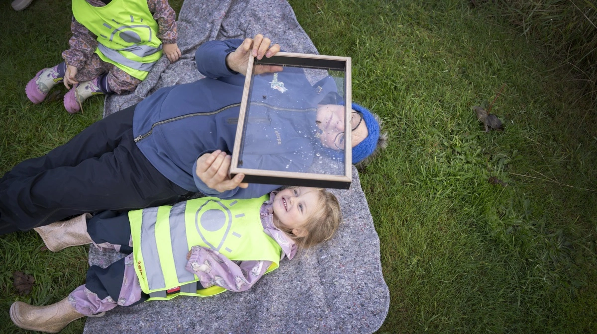 Der er mange måder at nærstudere naturen på.