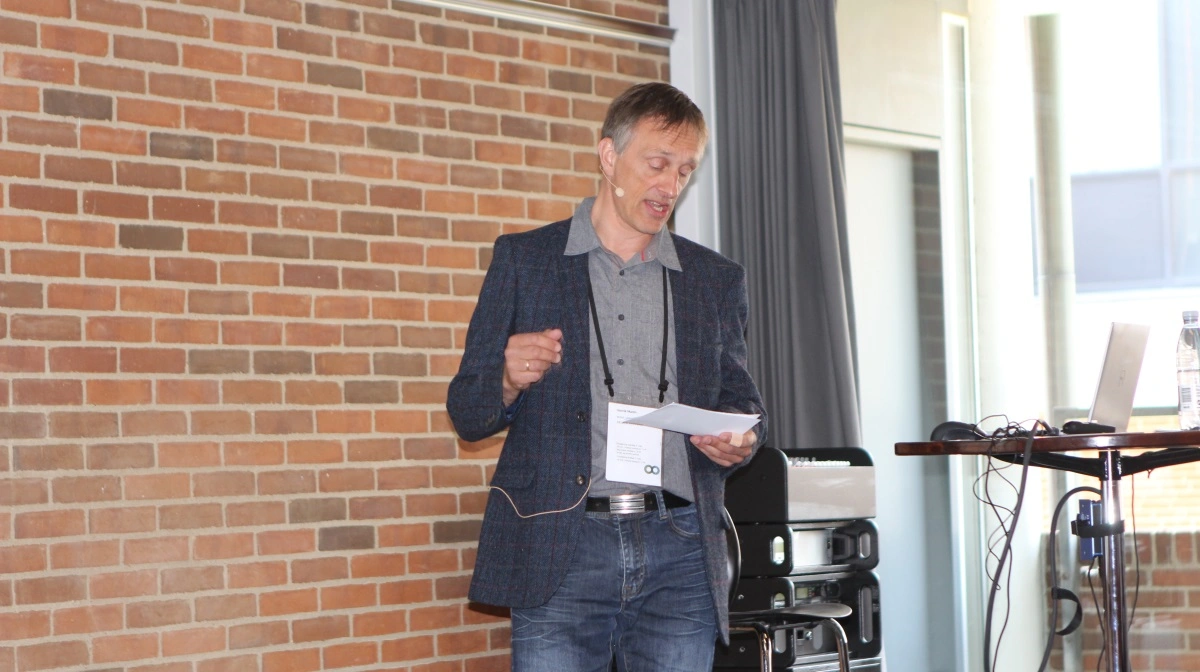 Kvægfagdyrlæge og specialkonsulent hos Seges Innovation, Henrik Læssøe Martin ser stor nytte af de nye kuldestressalarmer i DMS. Arkivfoto: Line Brusgaard