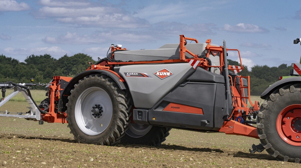 Med Hardi-ophøret vil Heden Maskinforretning rette fuld fokus på de nye Karan-sprøjter fra Kuhn.