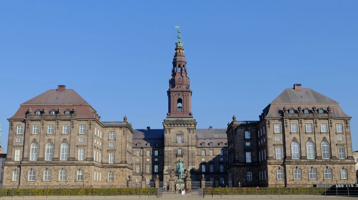 Det er i proviantsalen, at dialogen finder sted den 11. november. Foto: Colourbox