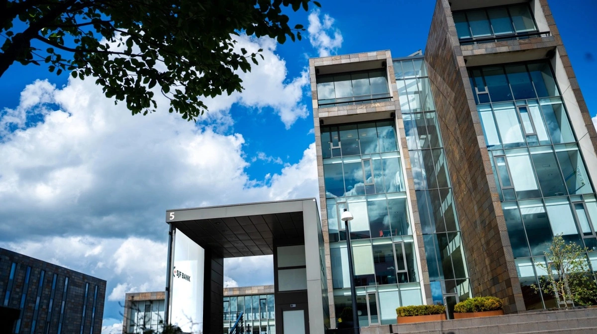 SJF Bank løfter vækst og forventninger med stærk landbrugs- og erhvervsforretning, nyt områdecenter og markant lokal forankring. Foto: SJF Bank