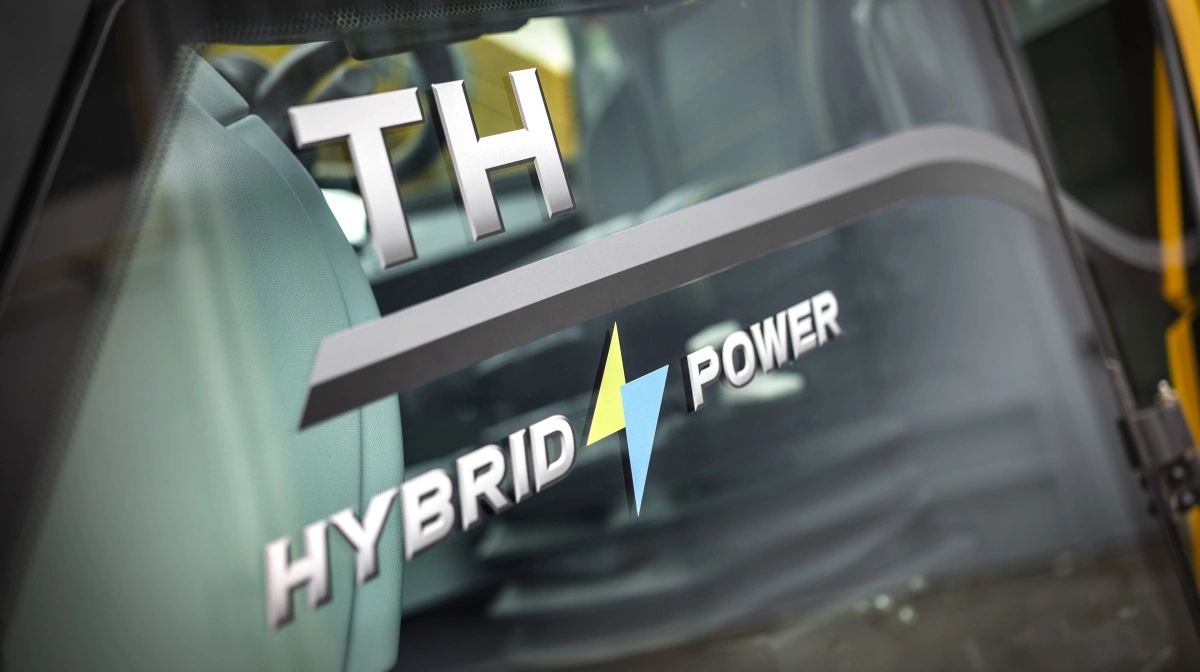 Teleskoplæsseren drives af strøm - når der er behov for det, laver den metandrevne FPT-motor supplerende strøm og oplader på samme tid batteriet. 