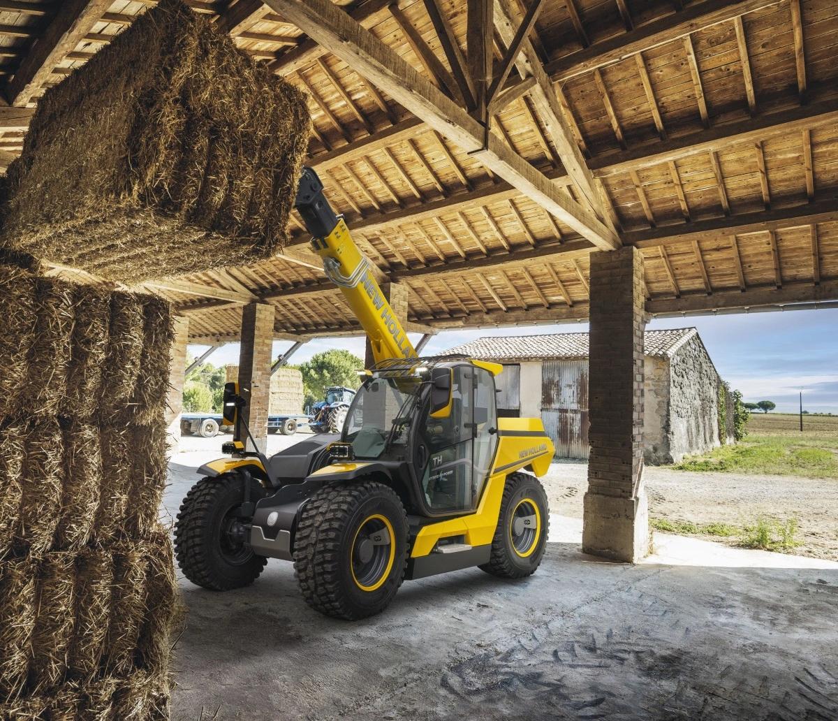Det 70 kWh store batteri gør maskinen i stand til at arbejde i seks timer ved lette opgaver.