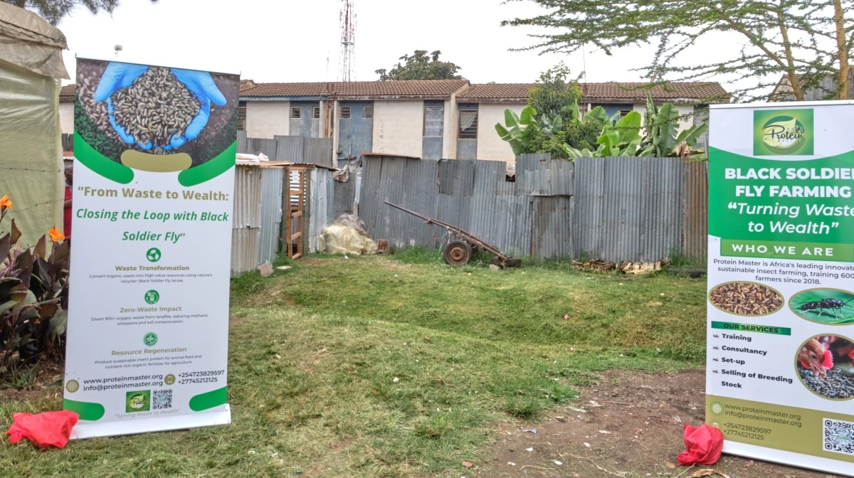 Et kig på, hvor virksomheden ligger midt i Kenyas hovedstad Nairobi. Et hjørne af »stalden« ses helt til venstre i billedet.