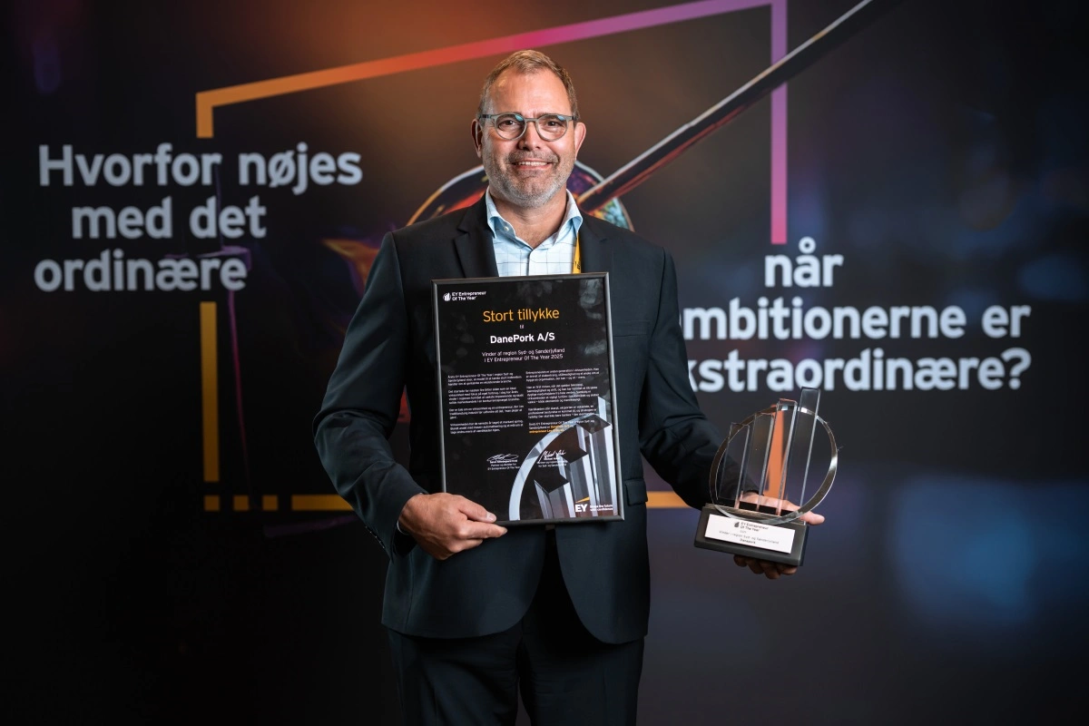 Leø Grønvall, adm. direktør og ejerleder af det private slagteri Danepork ved EY Entrepreneur Of The Year-overrækkelsen. Foto: EY